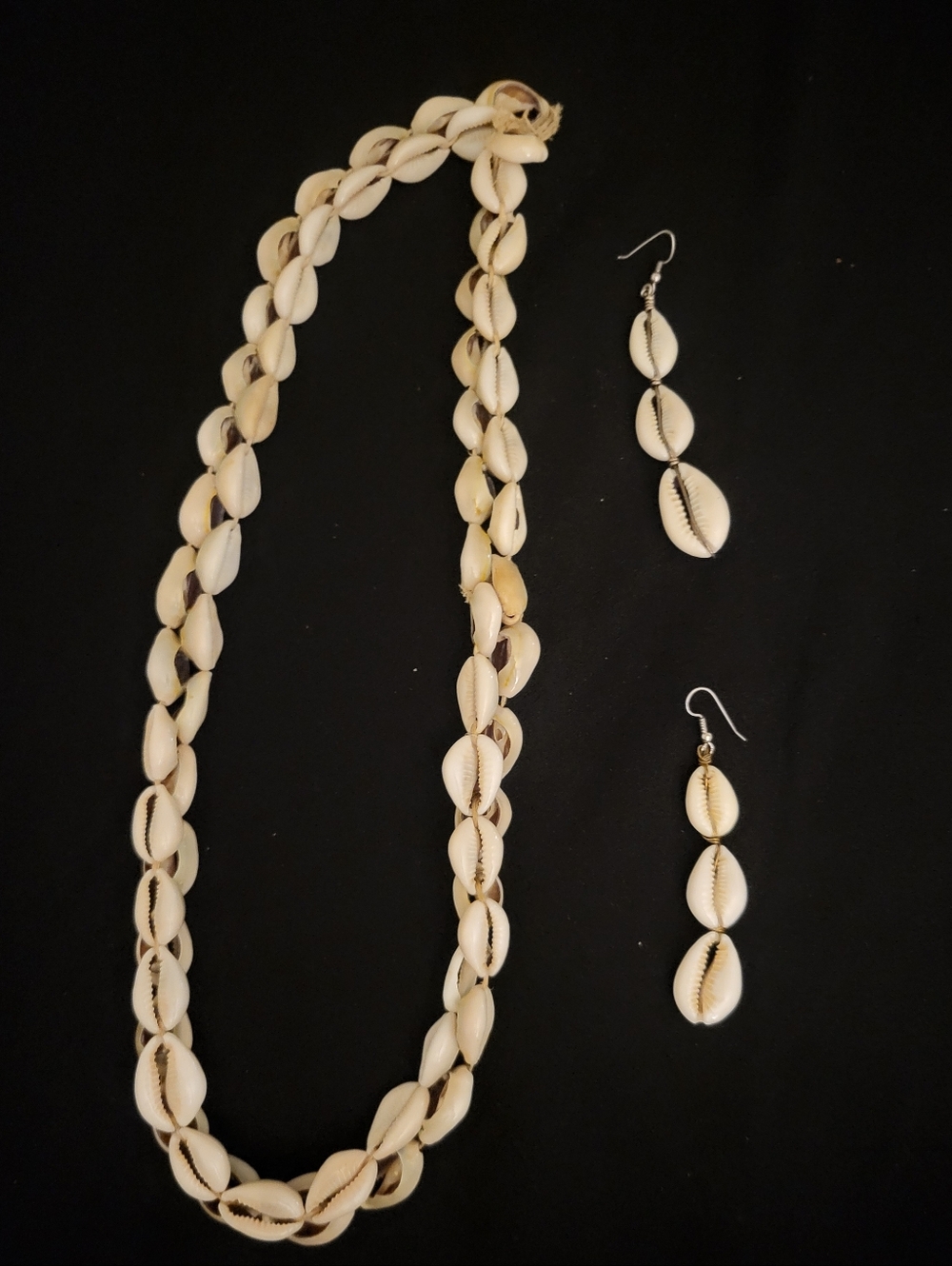 Handmade Shell Necklace and Earrings Set - Natural Cream Beach Jewelry
